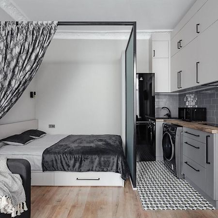 City Centre Silver Apartment Odessa Eksteriør billede